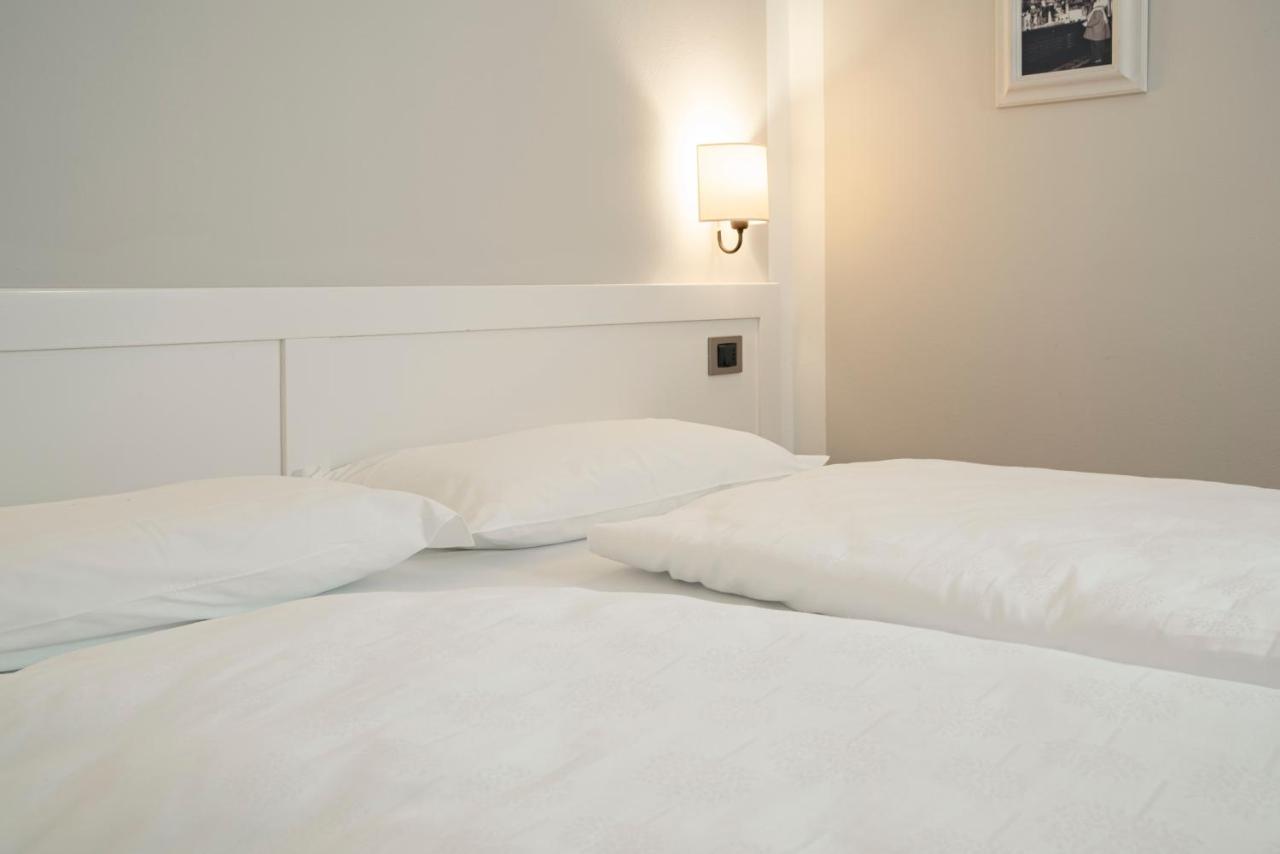 La Canonica Suite Apartments New Location Trento Eksteriør billede